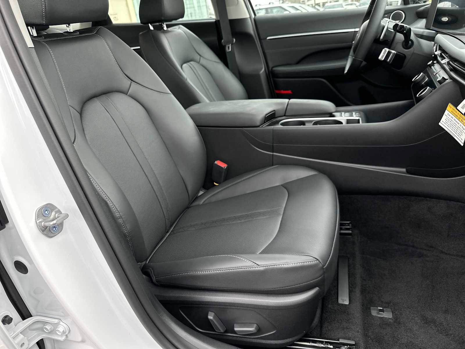 New 2026 Hyundai Sonata Limited image 27