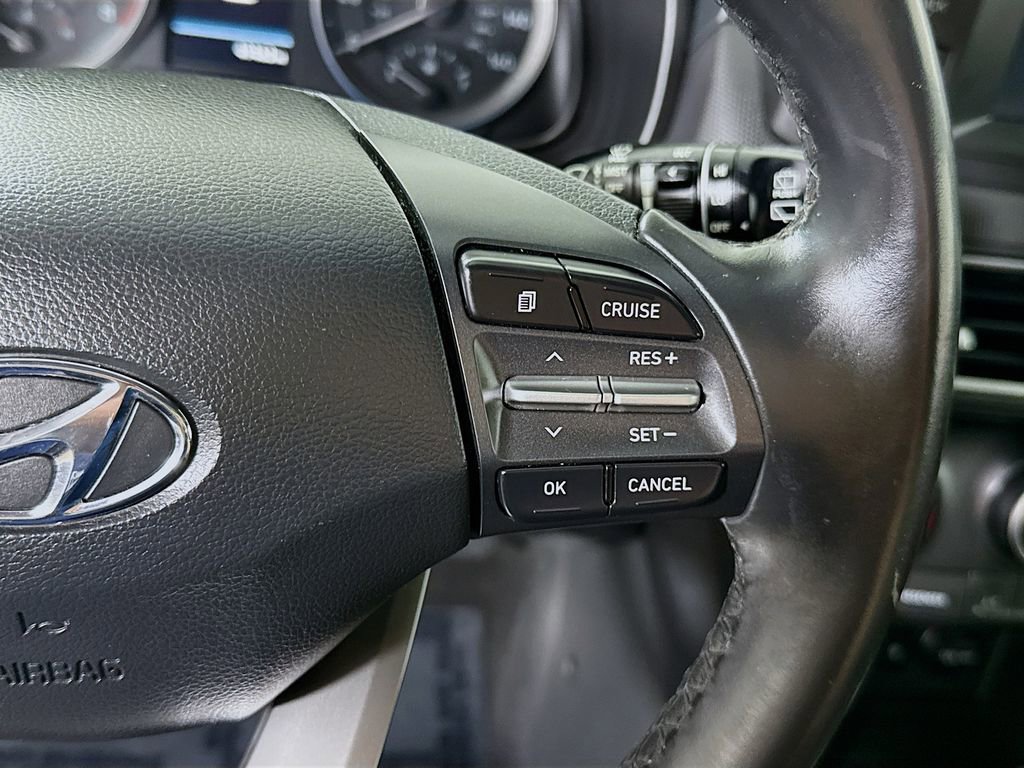 Certified 2021 Hyundai Kona SEL Plus AWD/4WD image 24