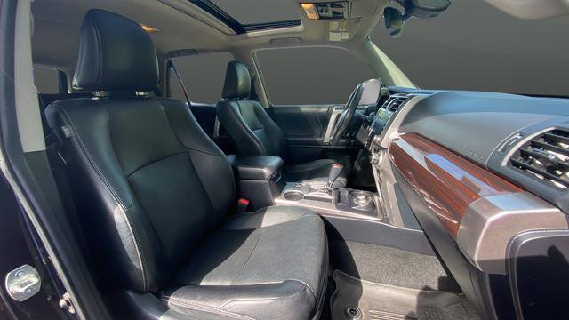 Used 2022 Toyota 4Runner Limited AWD/4WD image 25
