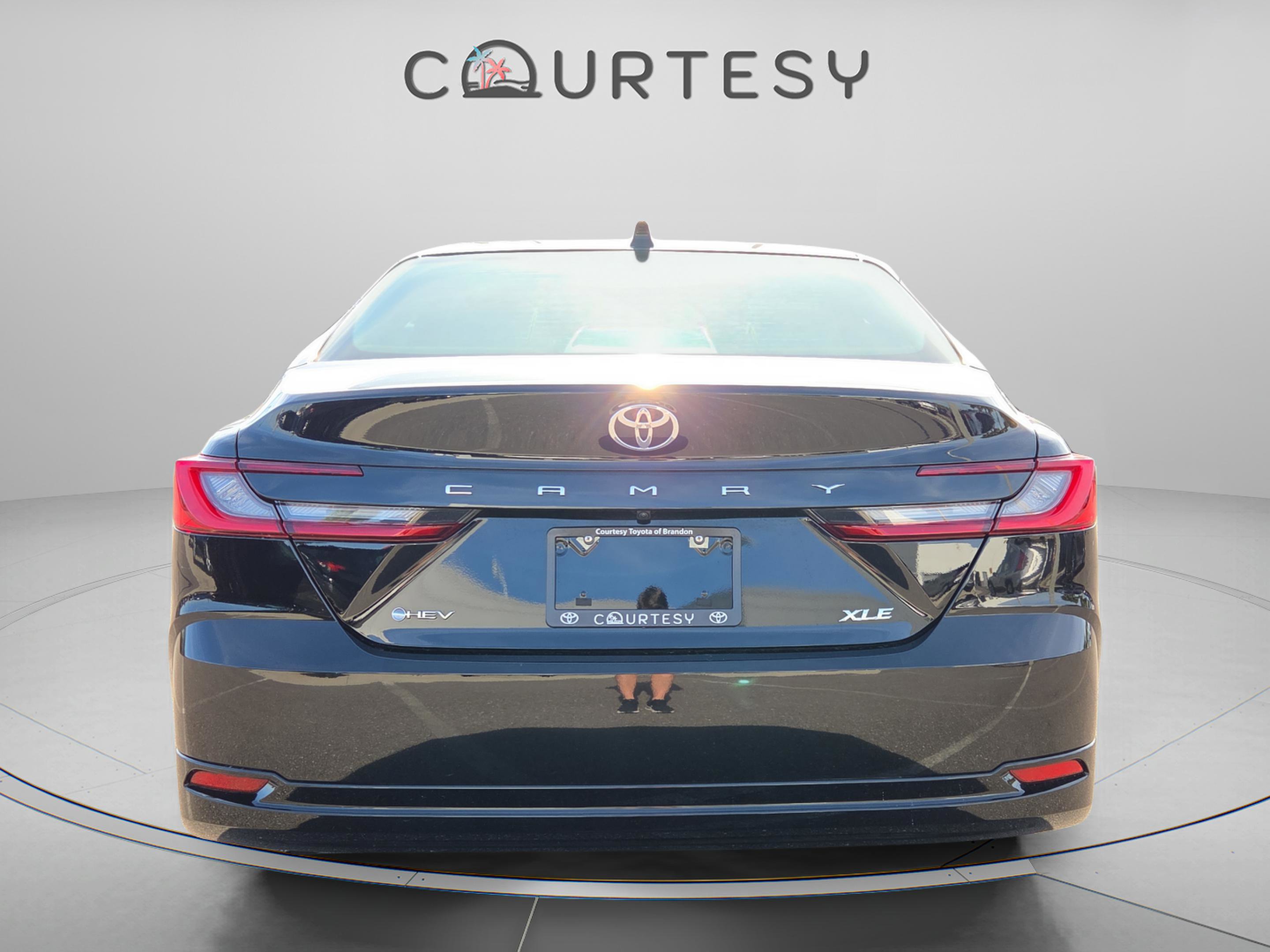 Certified 2025 Toyota Camry XLE image 5