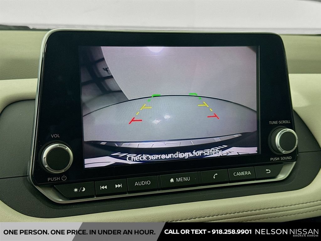 Certified 2023 Nissan Rogue SV FWD image 13