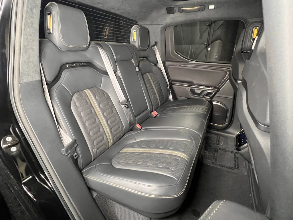 Used 2022 Rivian R1T Adventure image 15