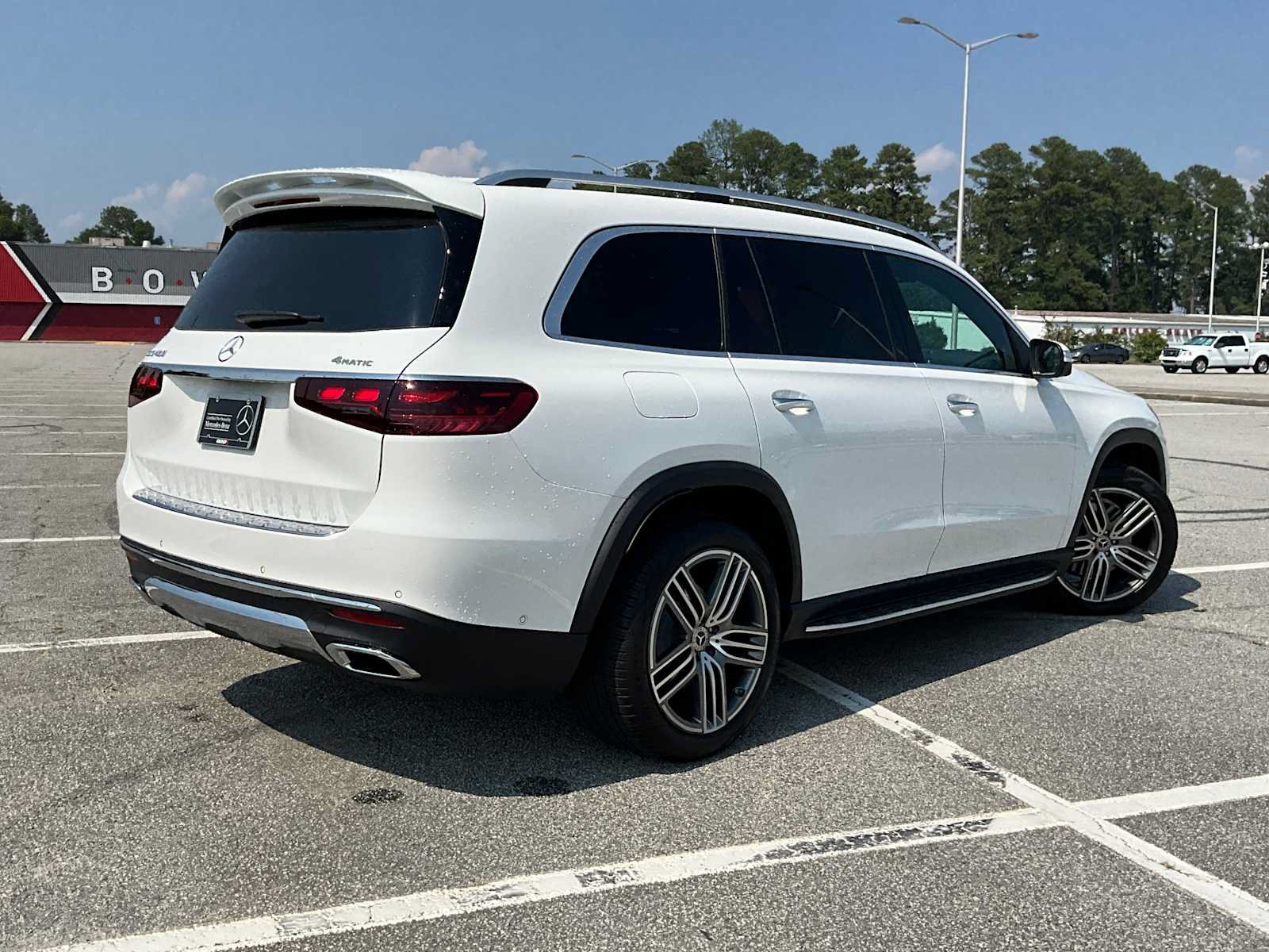 Certified 2026 Mercedes-Benz GLS 450 4MATIC image 29