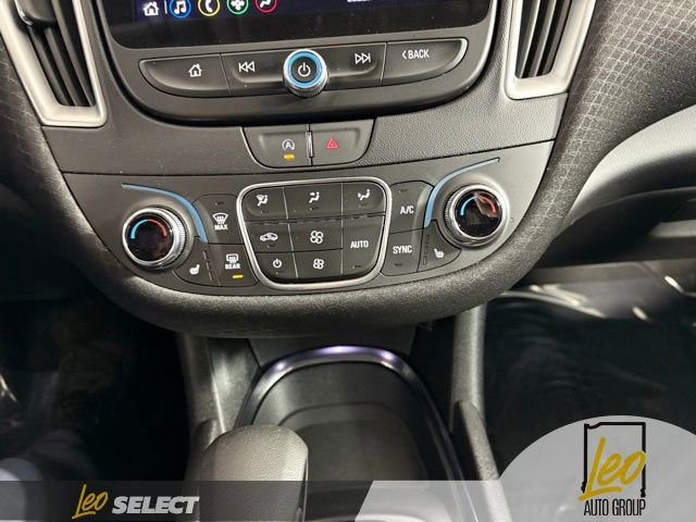 Used 2023 Chevrolet Malibu LT FWD image 16
