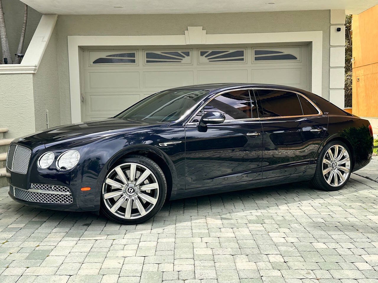 Used 2014 Bentley Flying Spur W12
