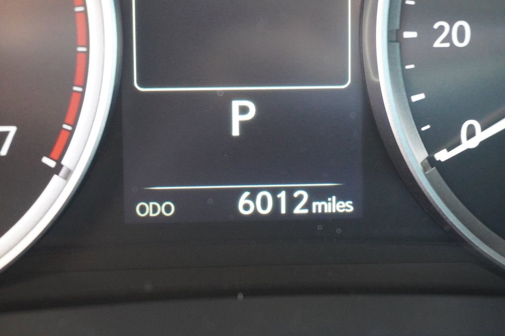 Used 2025 Lexus IS 300 F Sport image 9