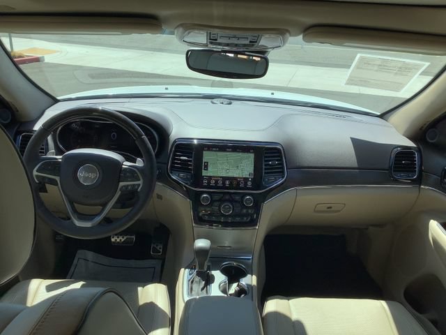 Used 2020 Jeep Grand Cherokee Overland AWD/4WD image 6