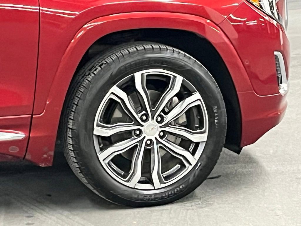 Used 2018 GMC Terrain Denali w/ Advanced Safety Package image 38