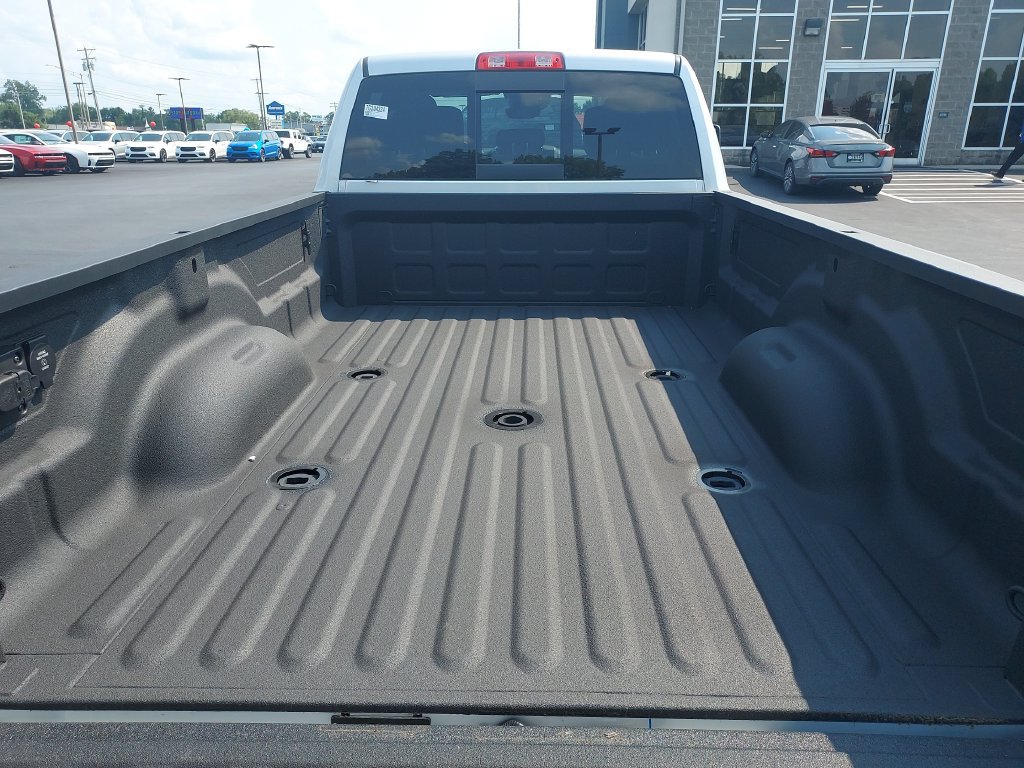 New 2026 RAM 3500 Tradesman AWD/4WD image 9