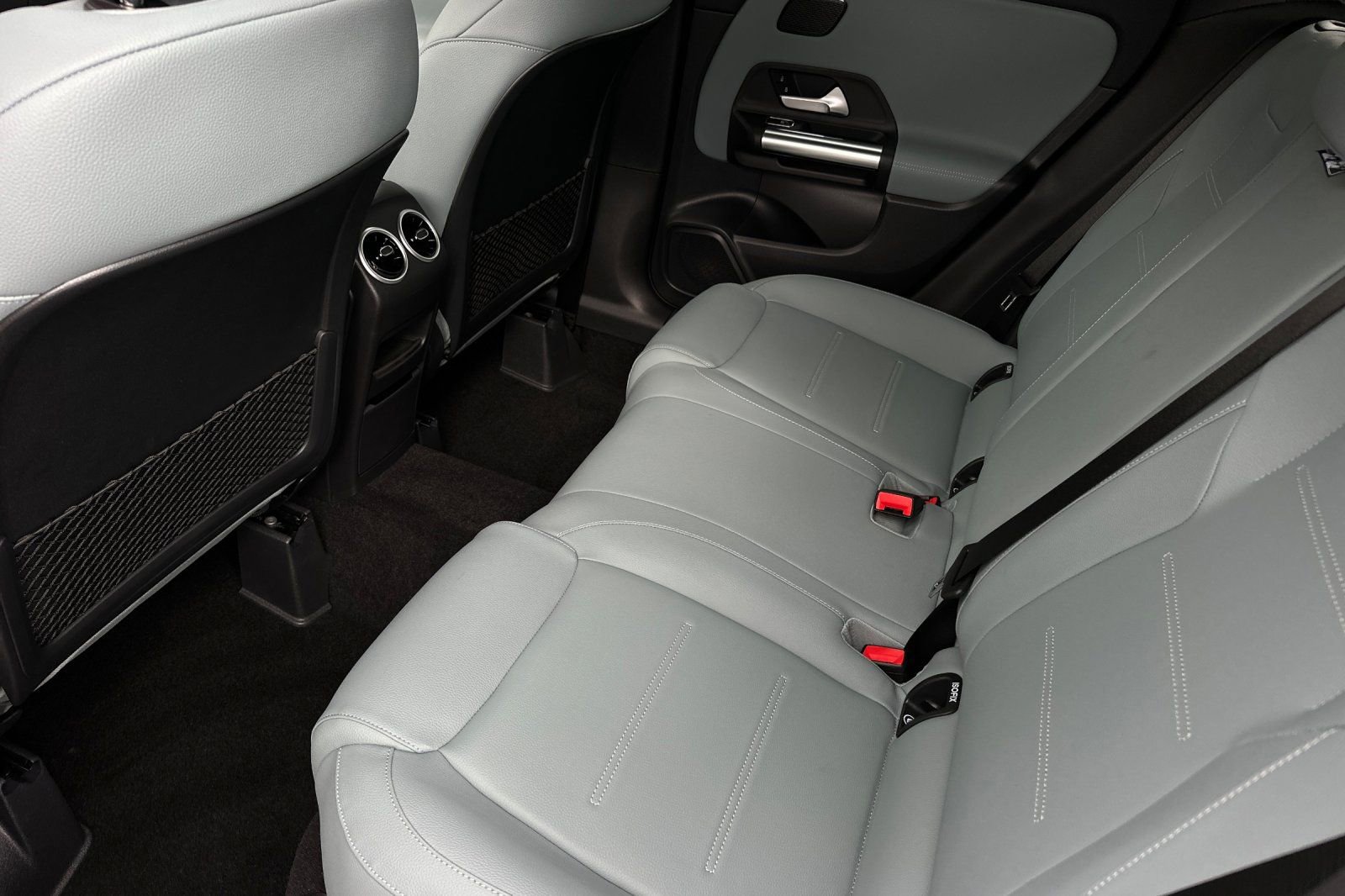 New 2026 Mercedes-Benz GLA 250 image 9