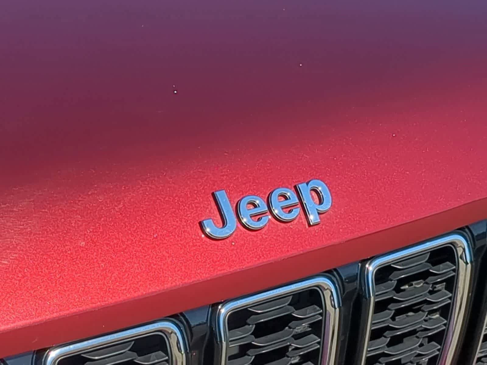 Certified 2021 Jeep Grand Cherokee L Limited AWD/4WD image 12