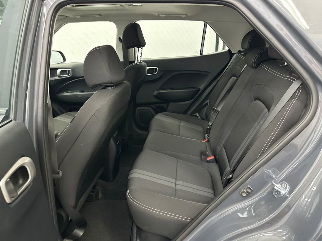 Used 2026 Hyundai Venue SEL FWD image 20