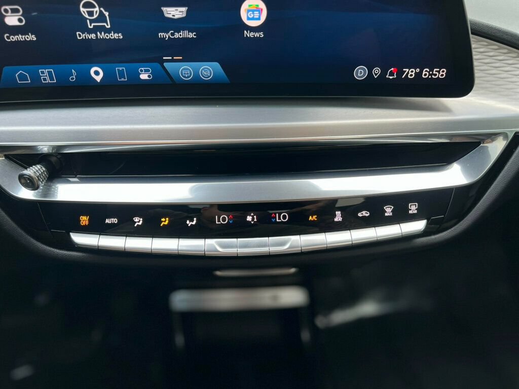 Used 2024 Cadillac Lyriq Luxury AWD/4WD image 27