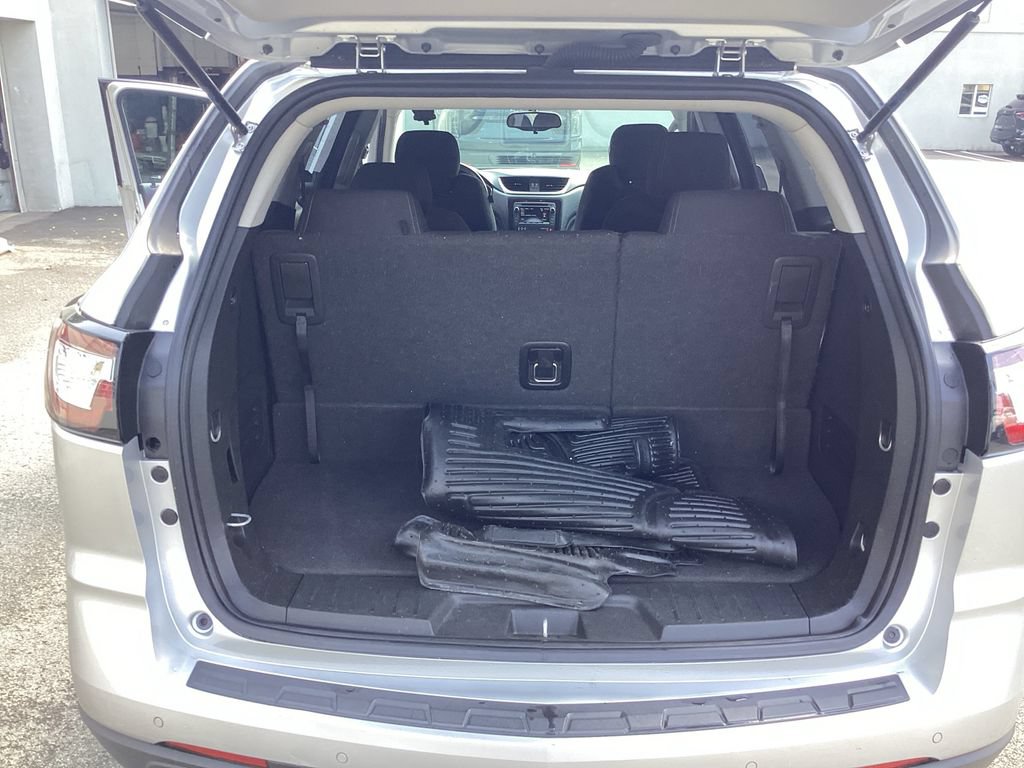 Used 2017 Chevrolet Traverse LT AWD/4WD image 11