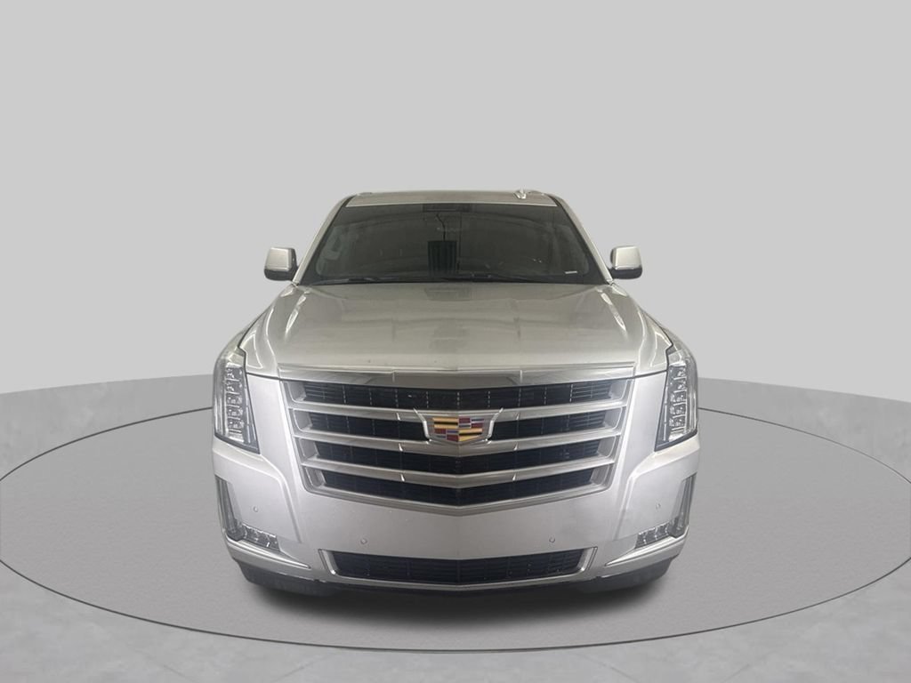 Used 2018 Cadillac Escalade ESV Luxury RWD image 3