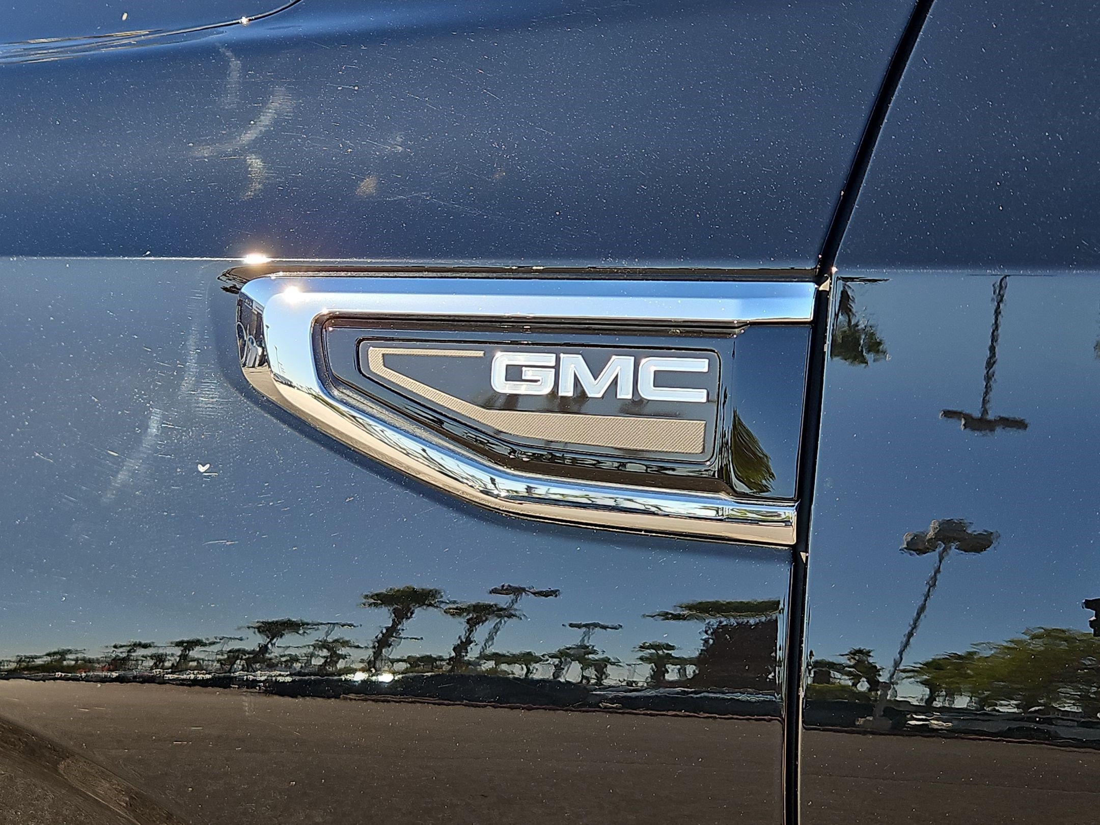 Certified 2024 GMC Yukon XL SLT w/ SLT Premium Package AWD/4WD image 26