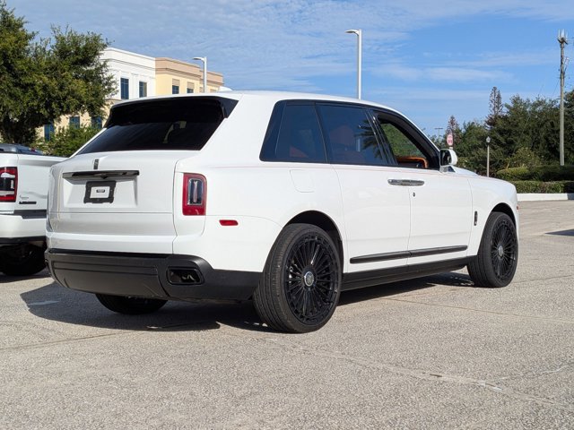 Used 2022 Rolls-Royce Cullinan Black Badge AWD/4WD image 5