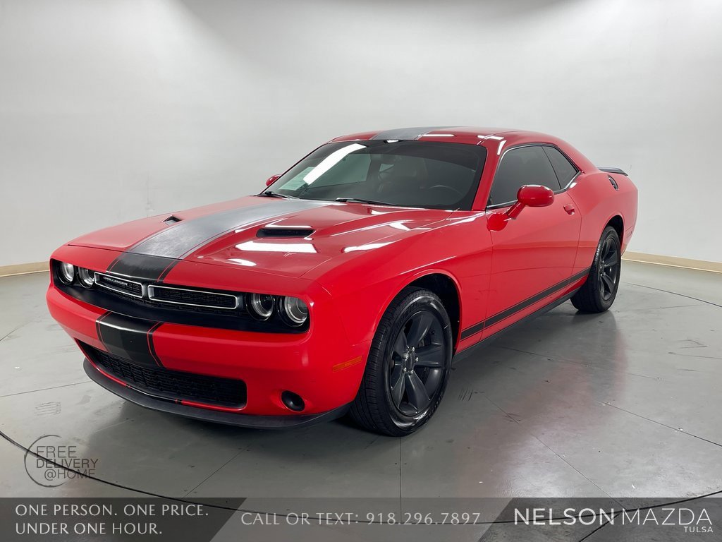 Used 2015 Dodge Challenger SXT