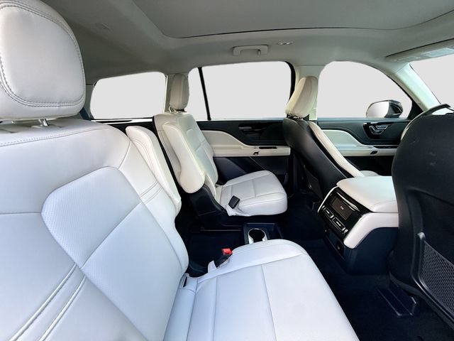 Used 2025 Lincoln Aviator 2WD image 27
