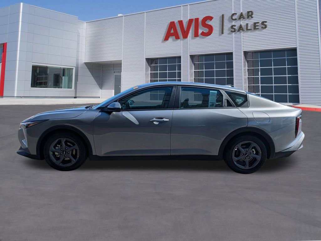 Used 2025 Kia K4 LXS image 10