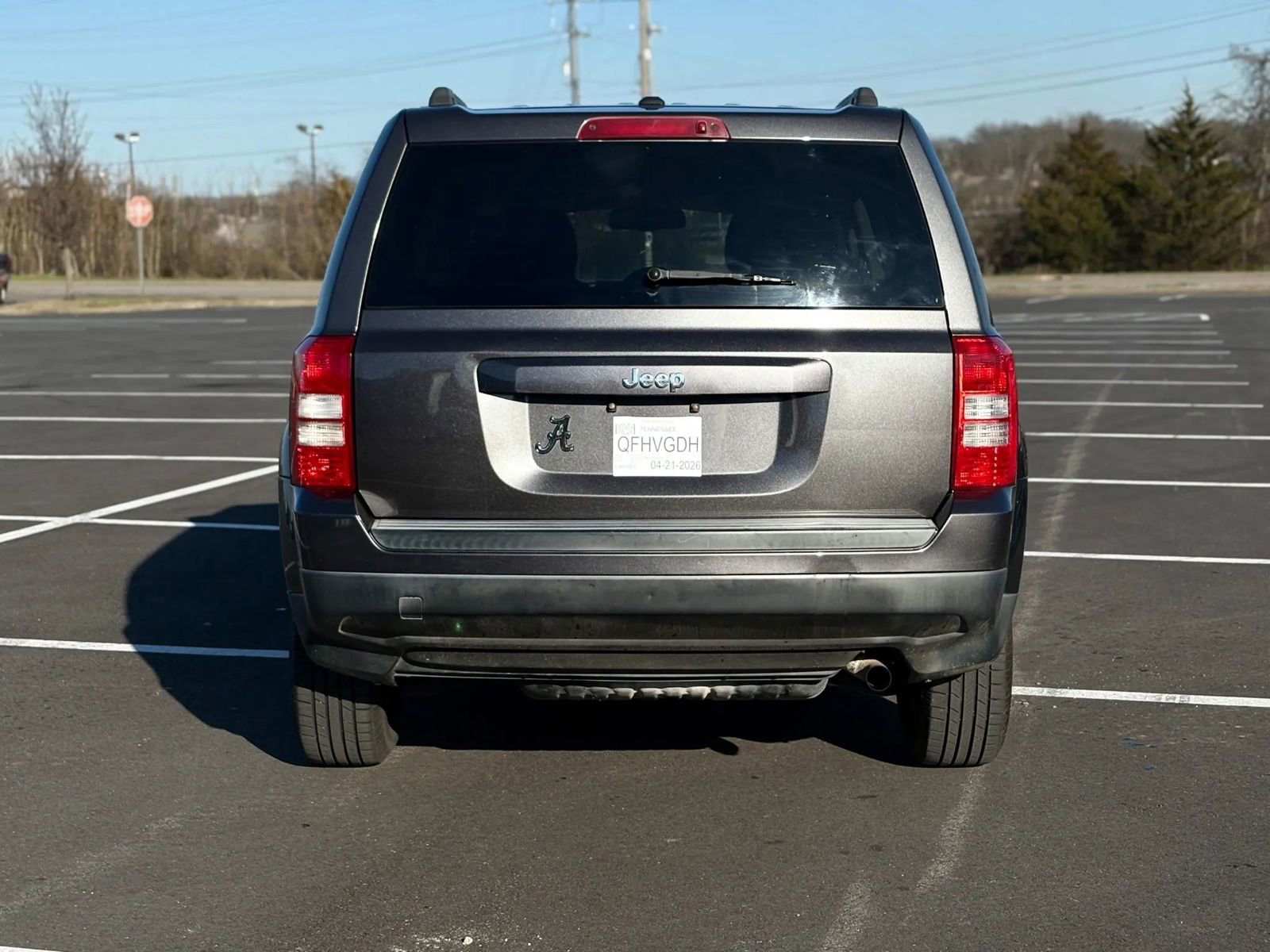 Used 2016 Jeep Patriot Sport w/ Power Value Group FWD image 4
