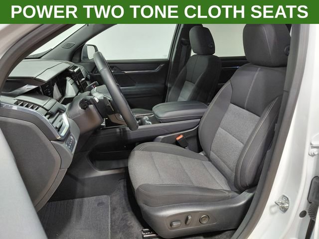 Used 2025 GMC Acadia Elevation AWD/4WD image 3