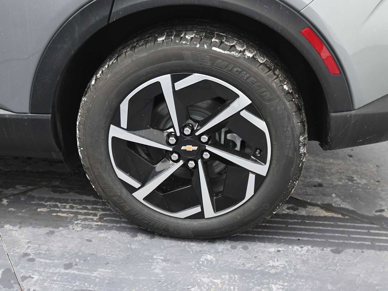 New 2026 Chevrolet Equinox EV LT image 5