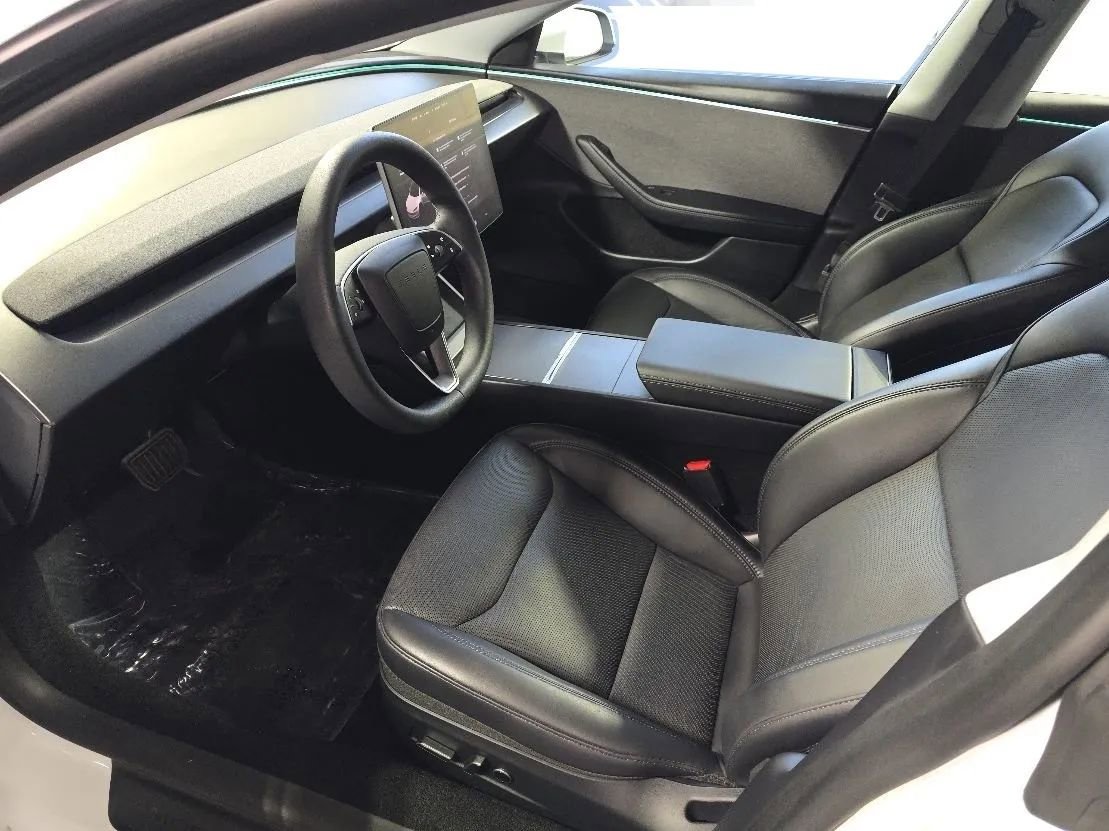 Used 2025 Tesla Model 3 Long Range image 9