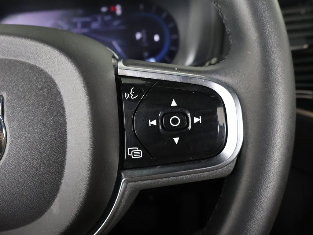 Used 2024 Volvo XC90 B6 Ultimate w/ Protection Package Premier image 48