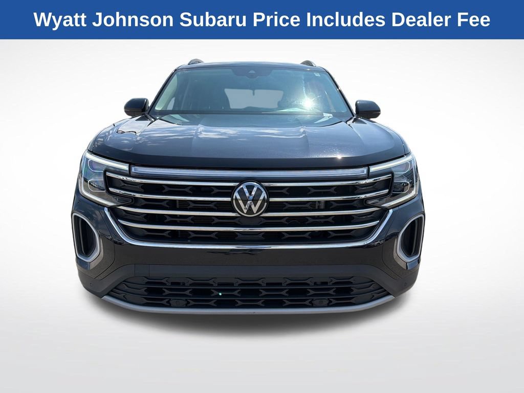 Used 2025 Volkswagen Atlas SE AWD/4WD image 12