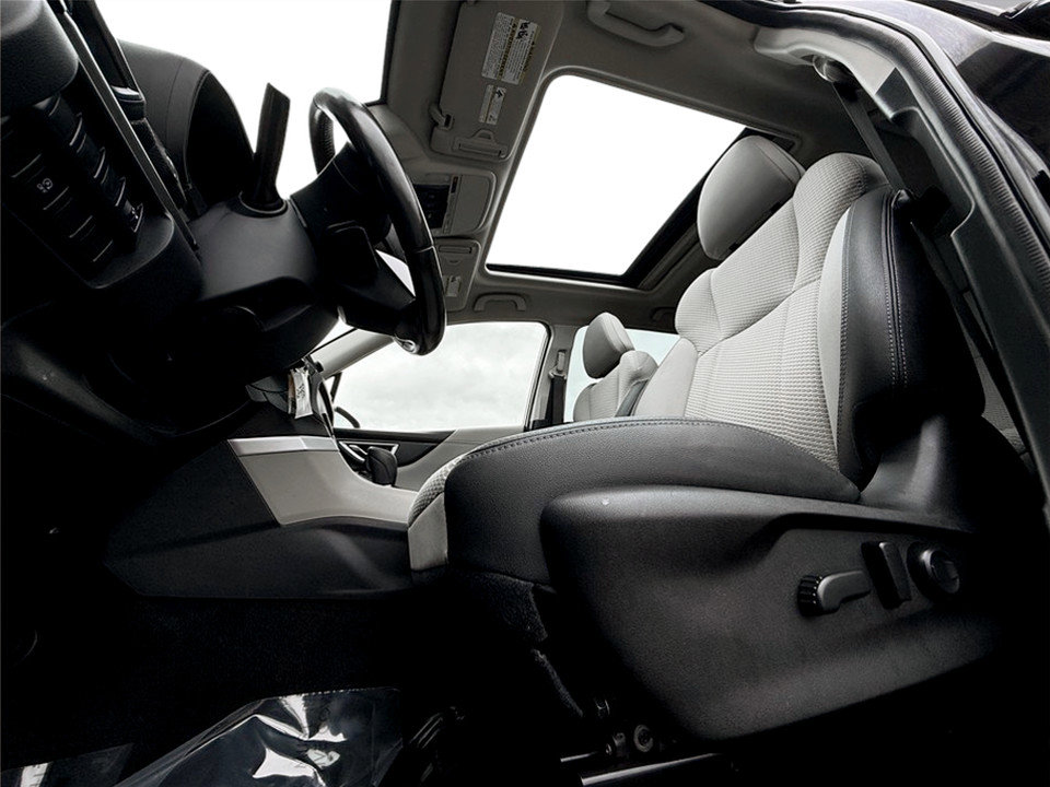 Used 2020 Subaru Forester Premium image 17
