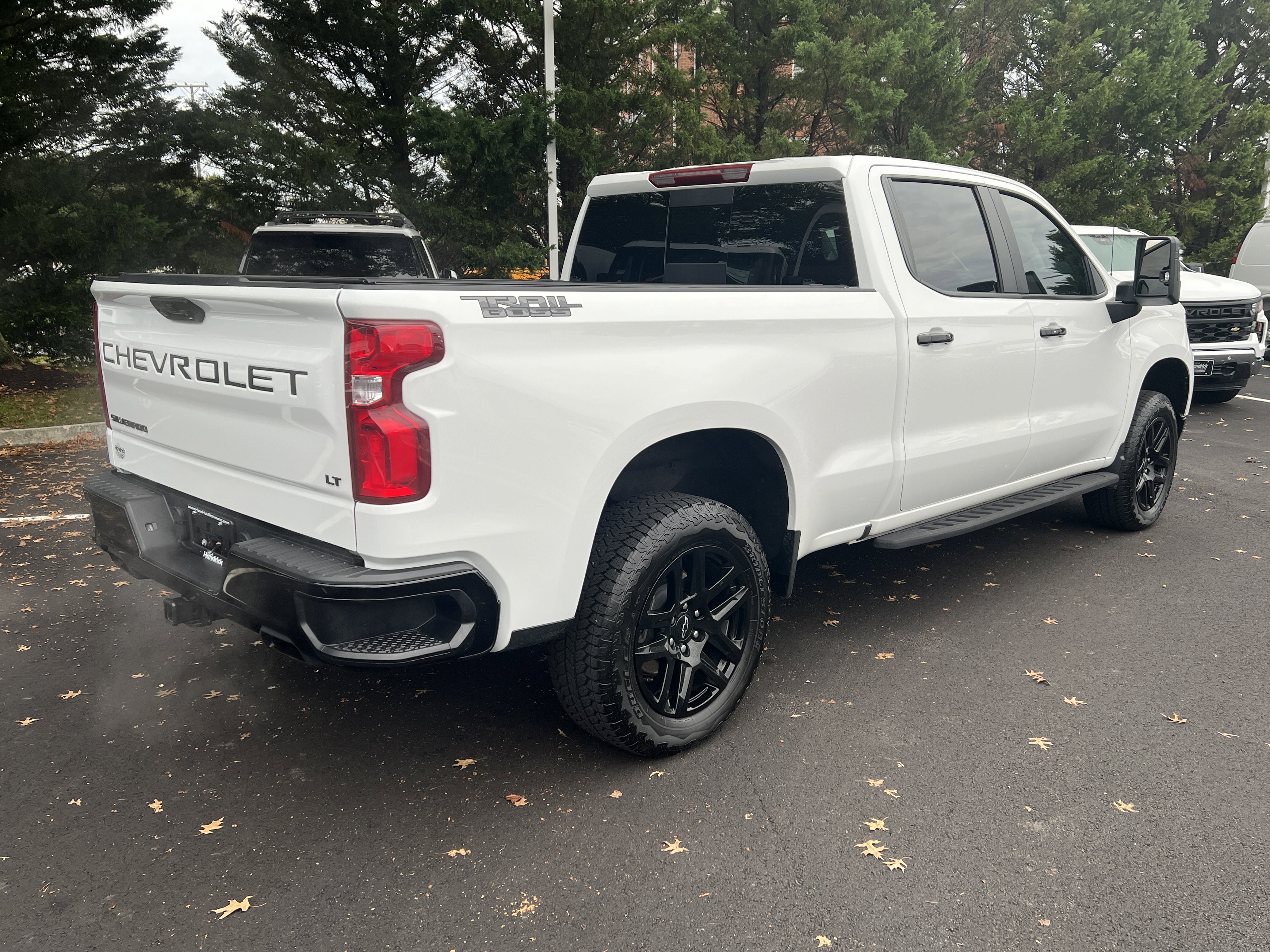Certified 2024 Chevrolet Silverado 1500 LT Trail Boss w/ Convenience Package II image 10