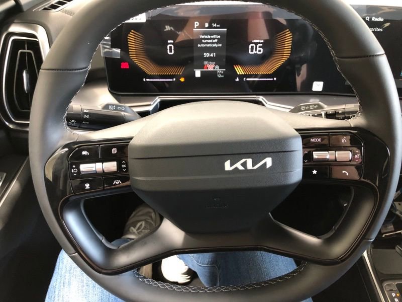 New 2026 Kia Sorento S w/ S Panoramic Sunroof Package image 52