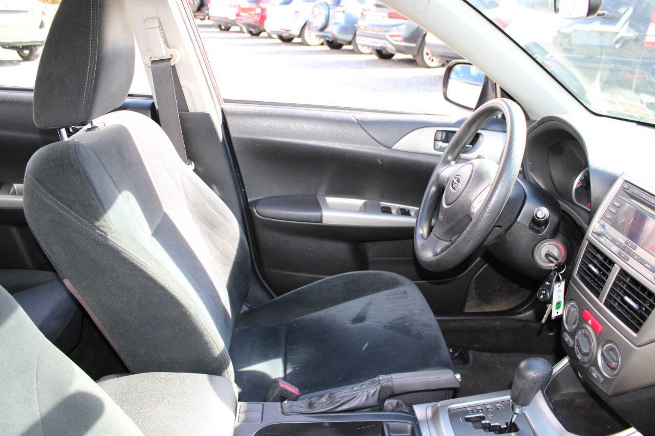 Used 2010 Subaru Impreza 2.5i image 11