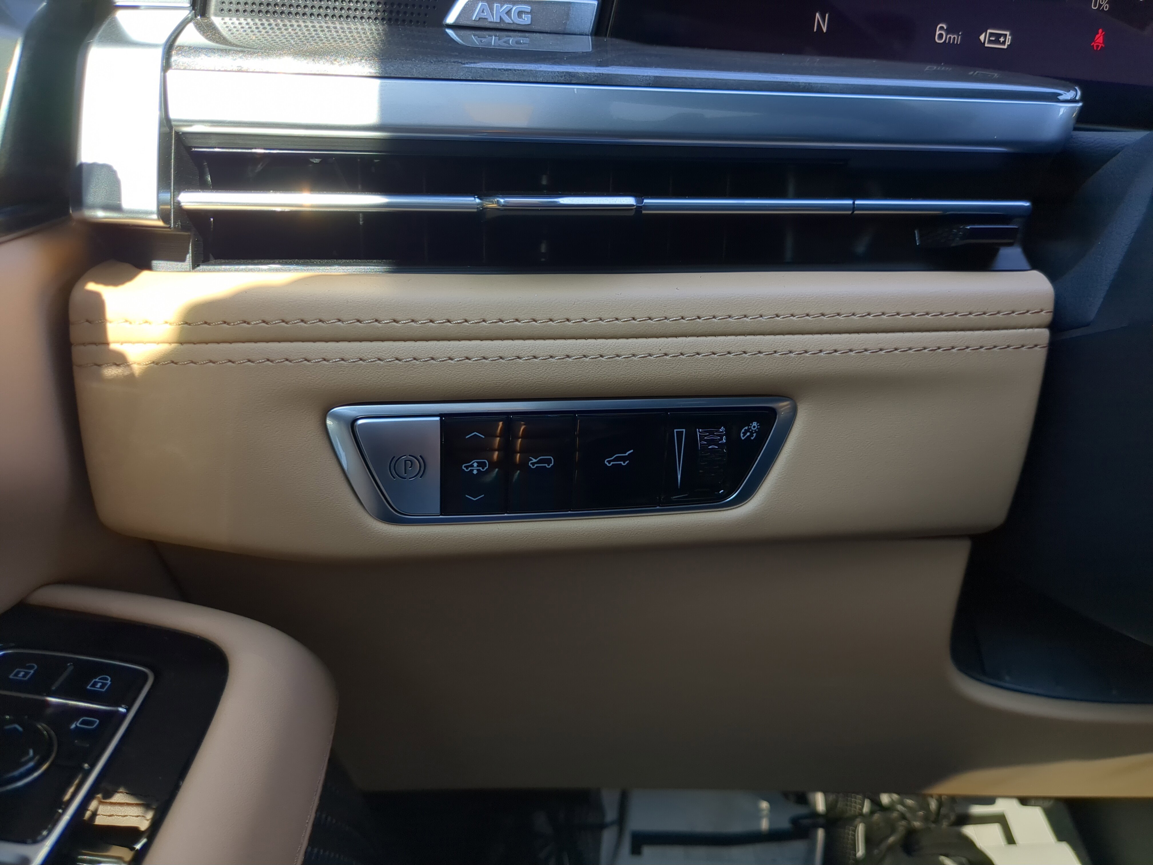 New 2026 Cadillac Escalade IQ Luxury 2 image 31