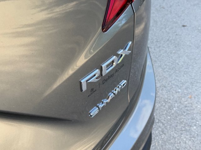 Used 2026 Acura RDX SH-AWD image 17