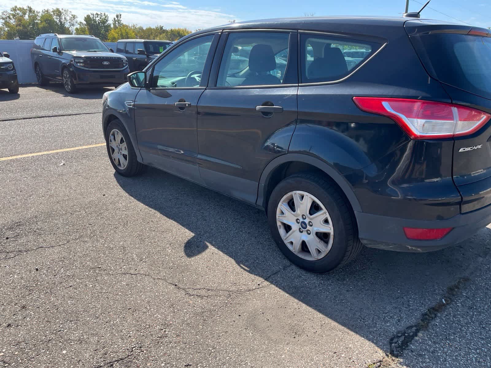 Used 2016 Ford Escape S FWD image 12