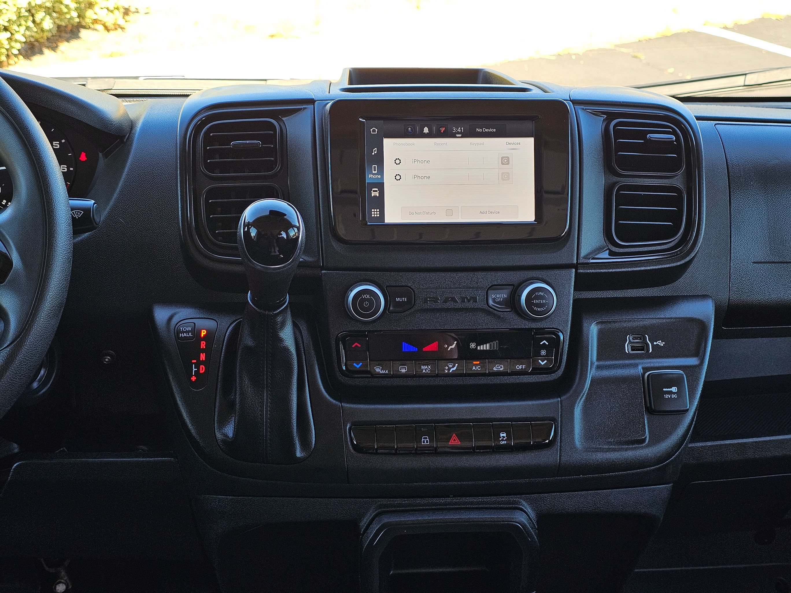 Used 2025 RAM ProMaster 2500 w/ Convenience Group FWD image 24