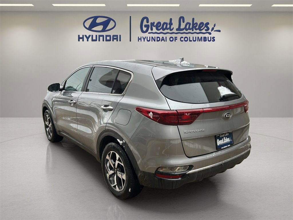 Used 2022 Kia Sportage LX image 3