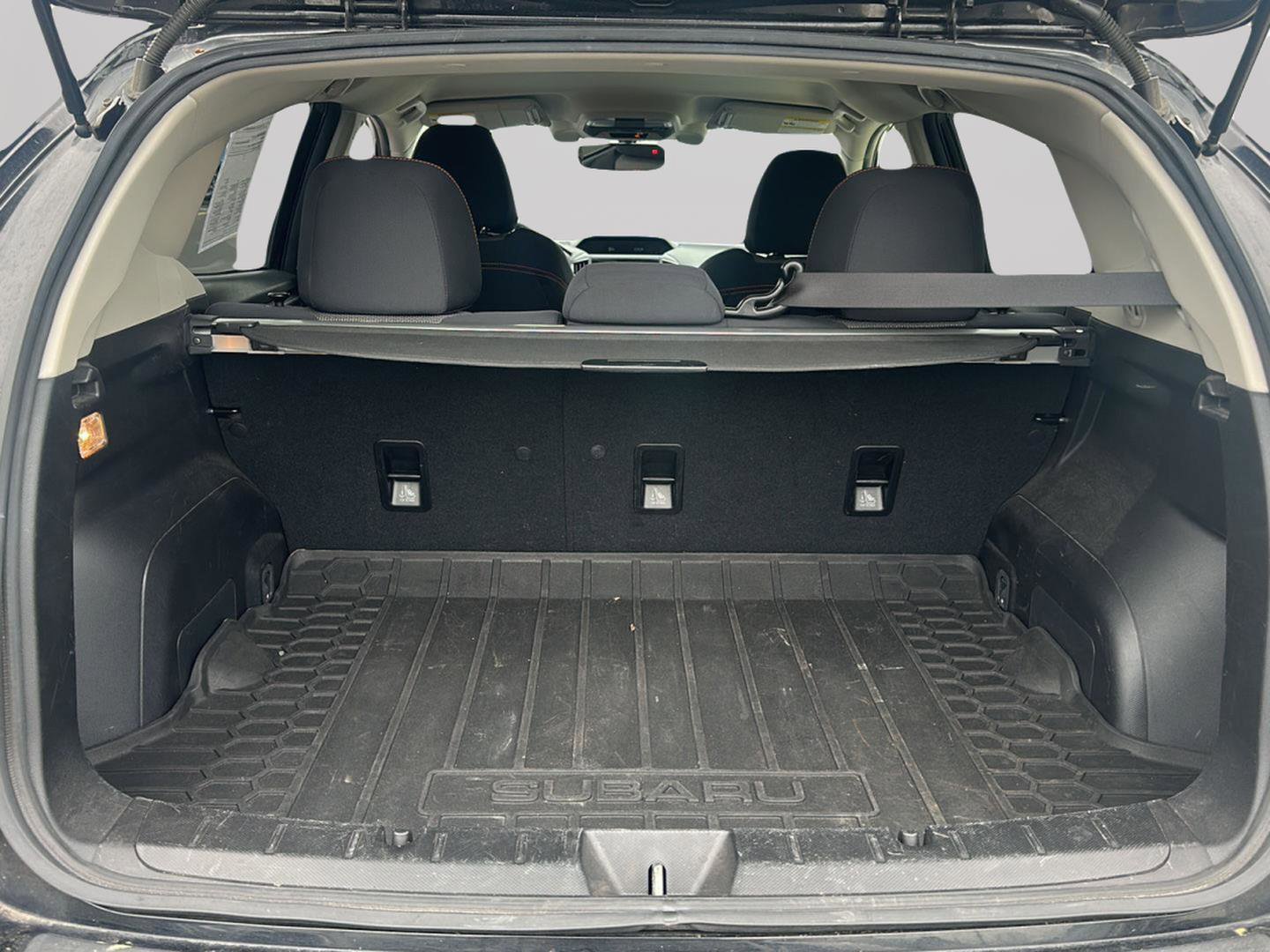 Used 2018 Subaru Crosstrek 2.0i Premium w/ Eyesight System image 24