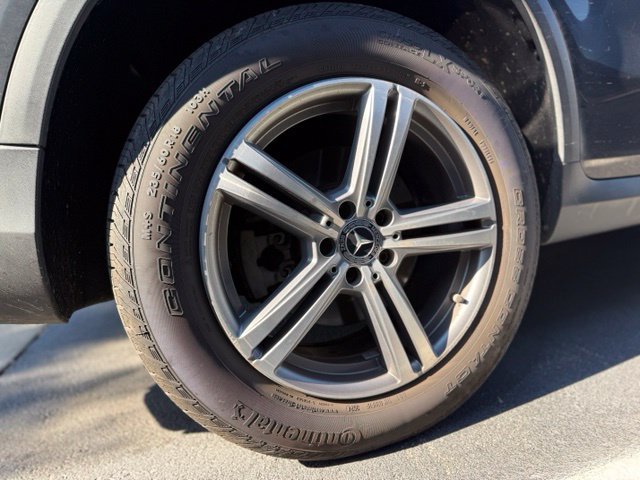 Used 2021 Mercedes-Benz GLC 300 4MATIC image 5