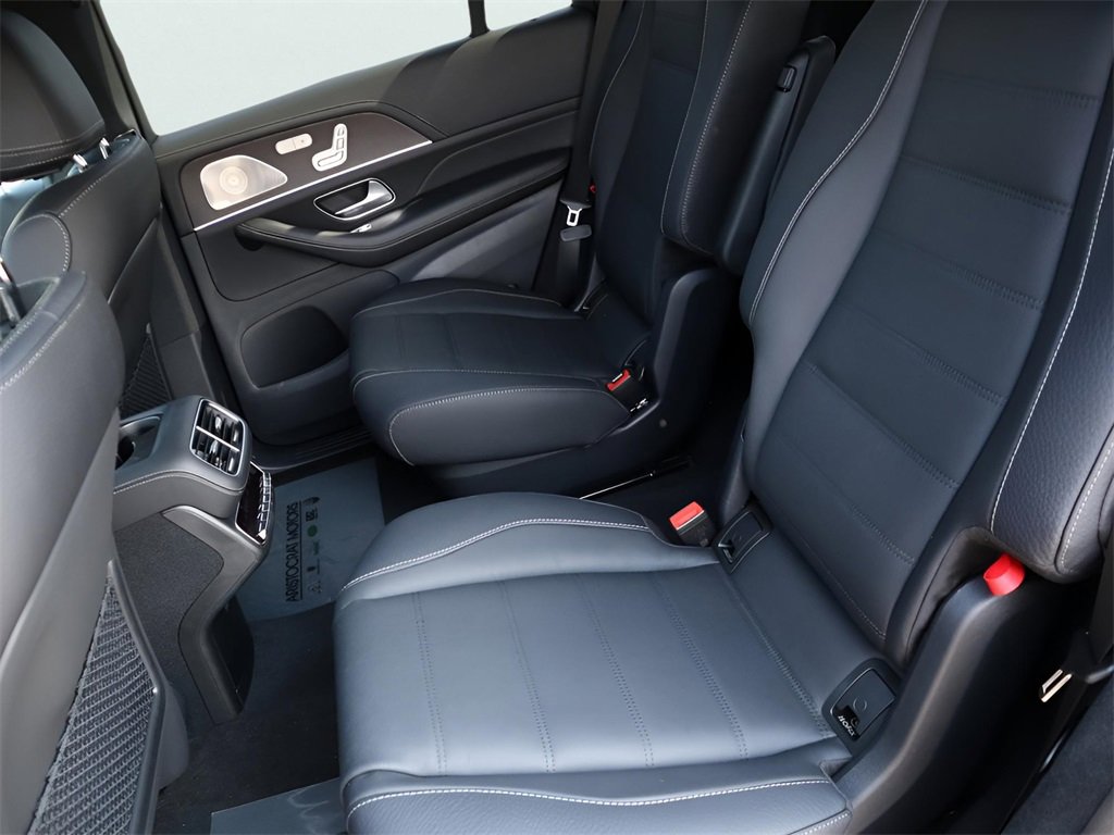 New 2026 Mercedes-Benz GLS 580 4MATIC image 24