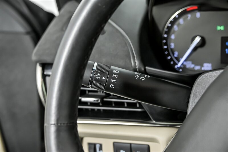 Used 2018 Cadillac ATS Luxury w/ Safety and Security Package image 26