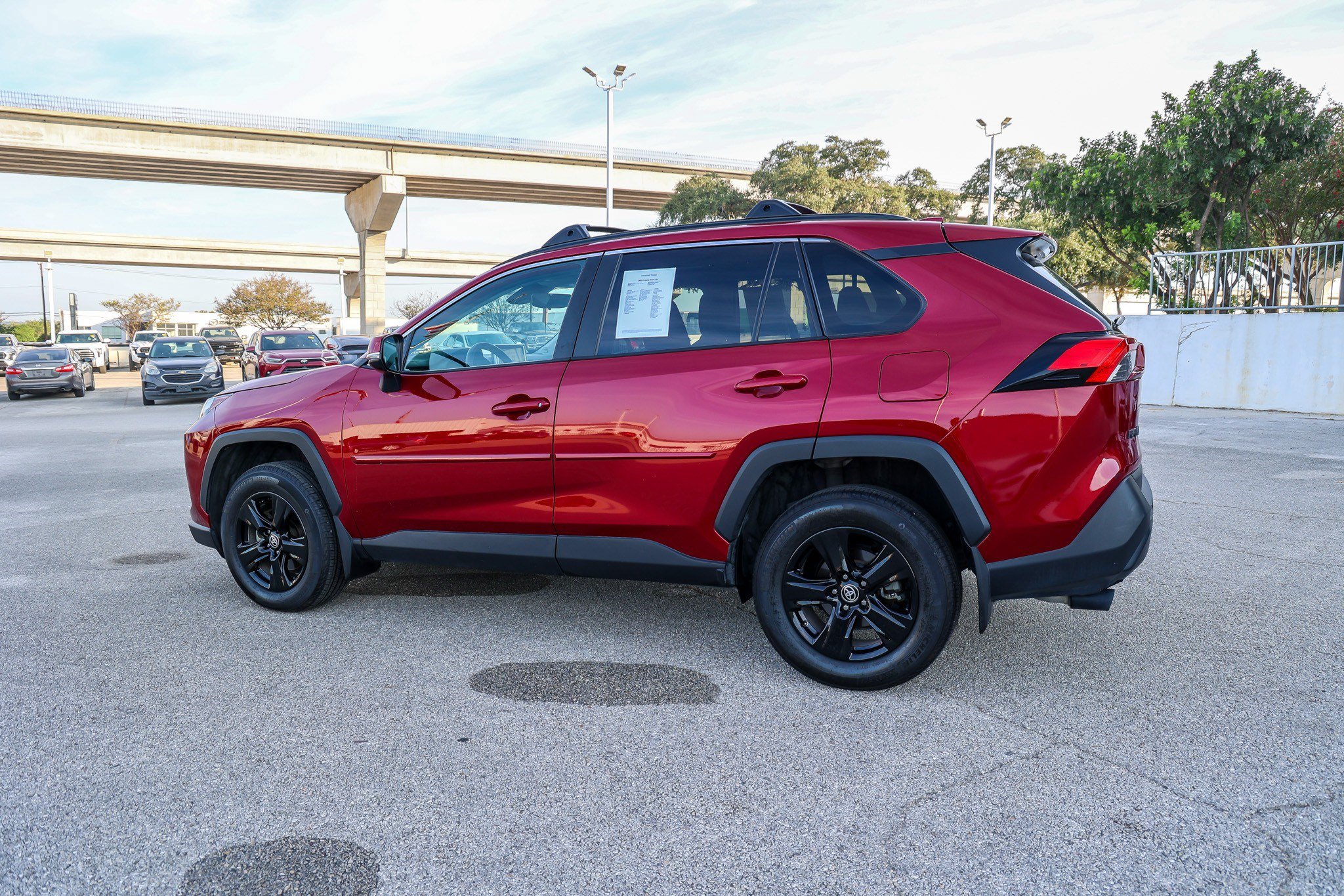 Certified 2025 Toyota RAV4 XLE w/ Convenience Package FWD image 10