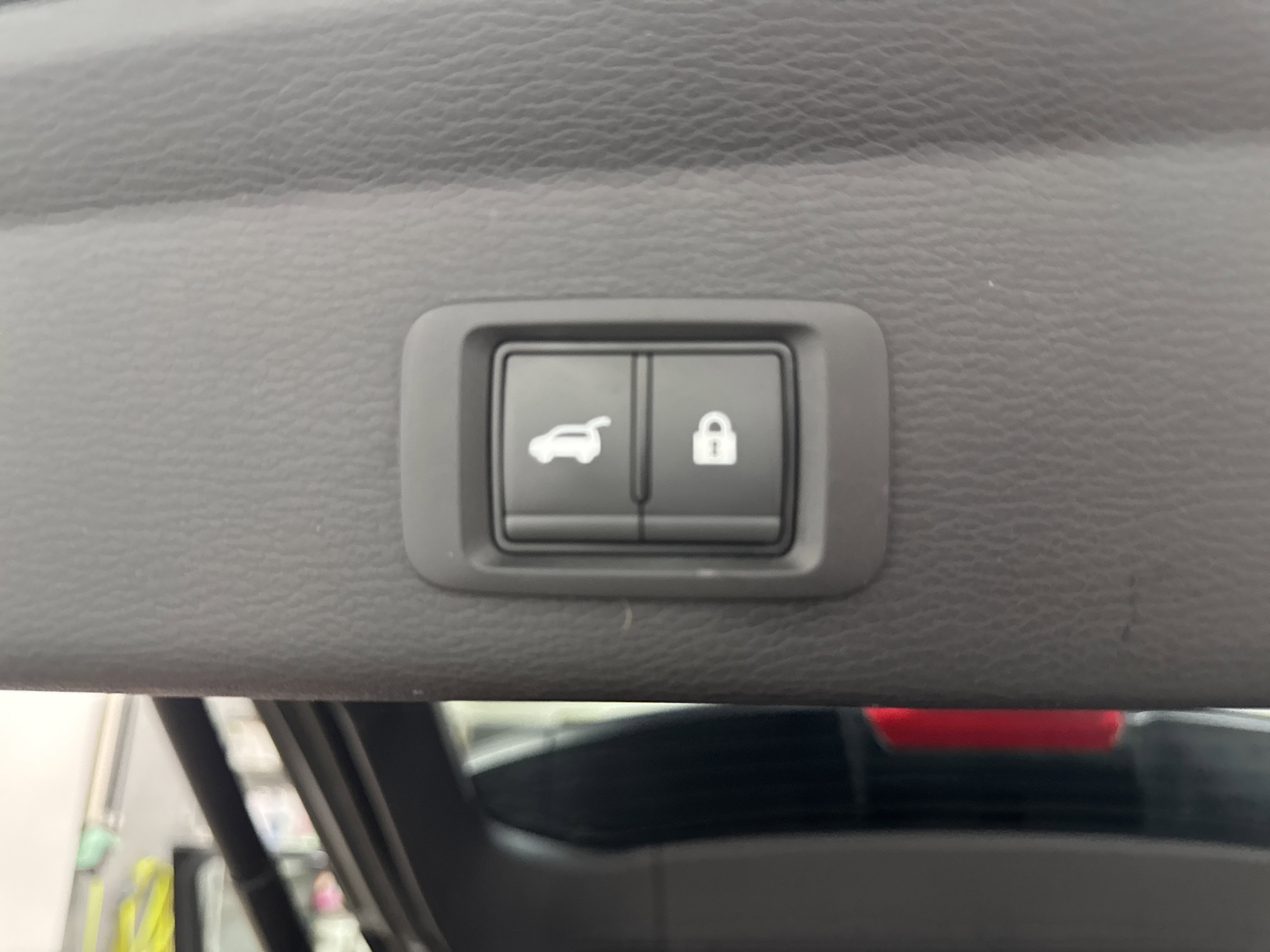 Used 2024 Mitsubishi Outlander SE image 35