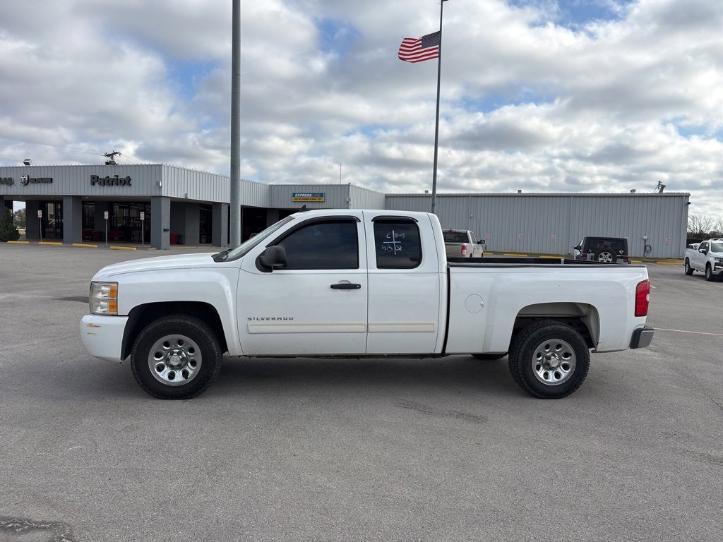 Used 2010 Chevrolet Silverado 1500 LT image 7