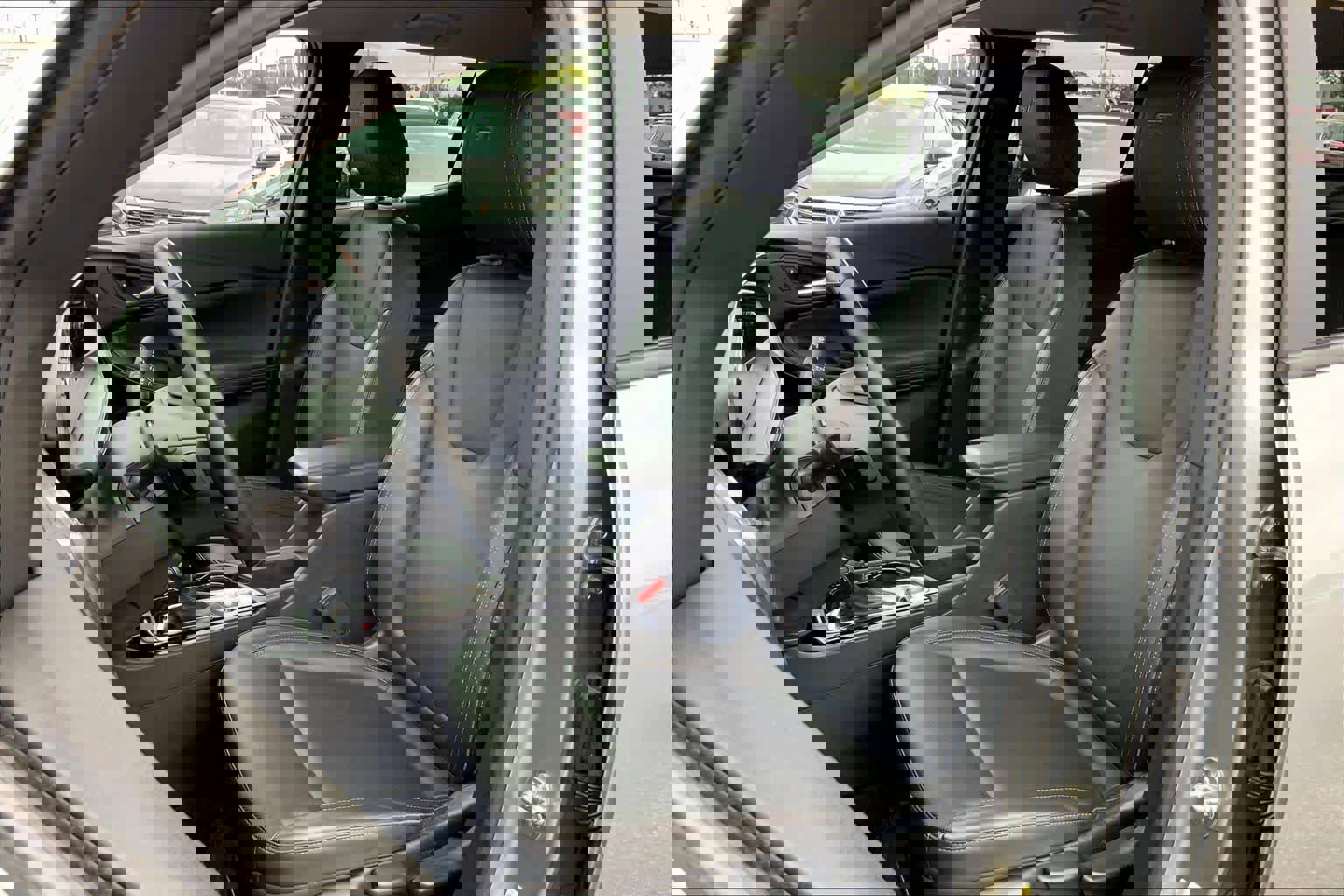 Used 2024 Buick Encore GX Sport Touring image 7