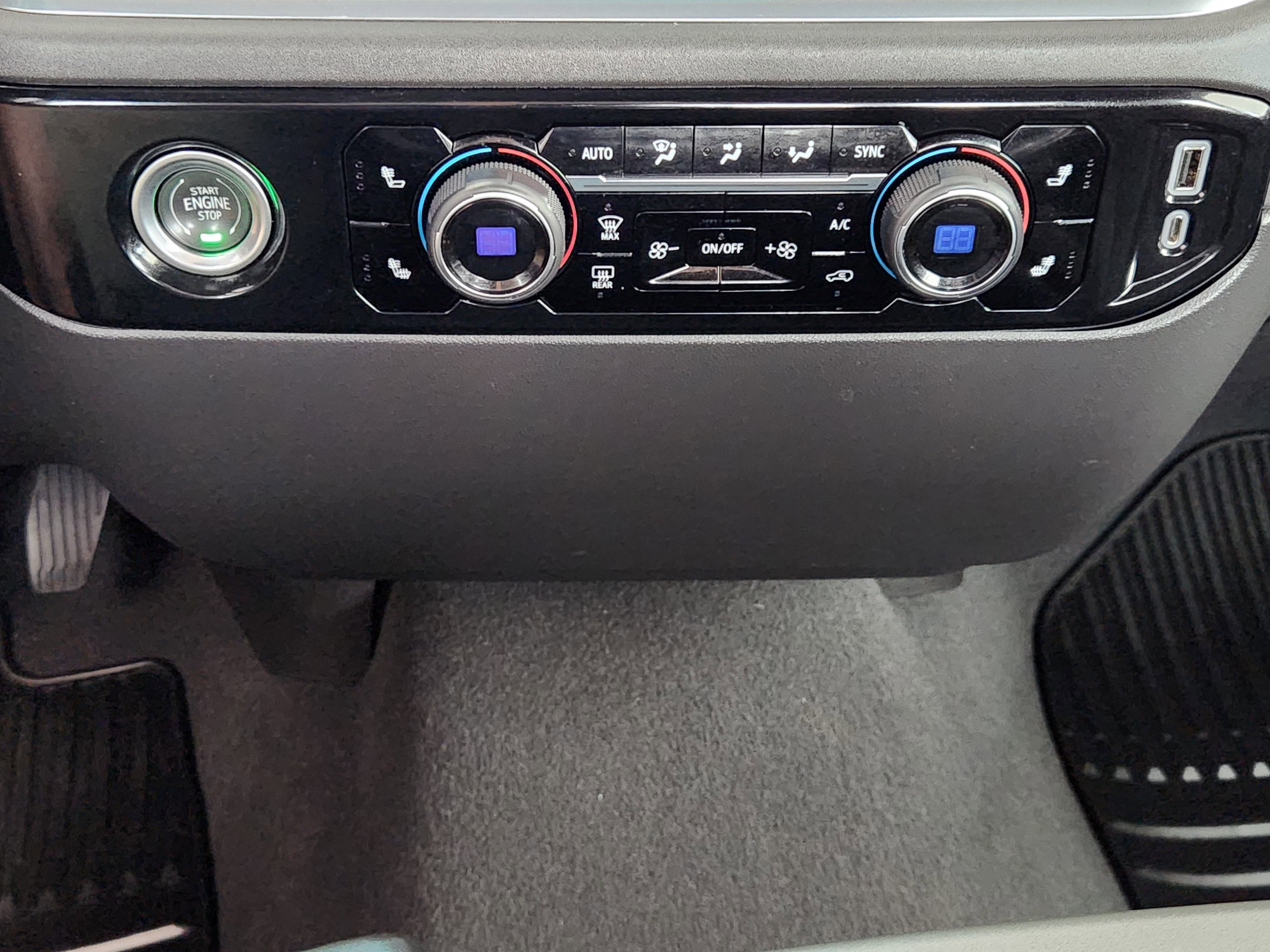 Used 2023 Chevrolet Silverado 1500 LT image 20