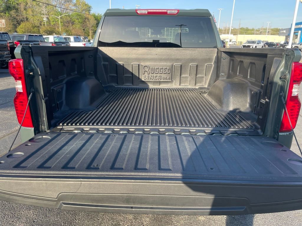 Used 2025 Chevrolet Silverado 1500 LT image 10
