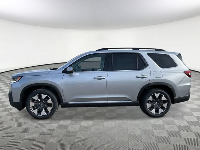 New 2026 Honda Pilot Touring image 3